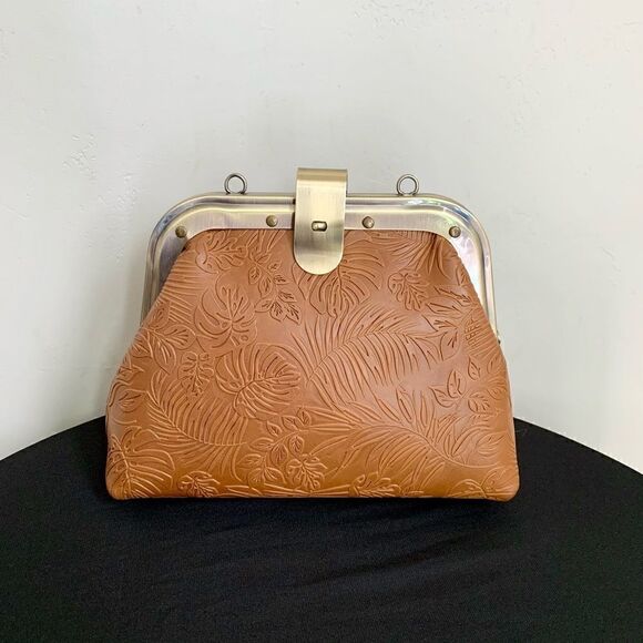 Handmade Genuine Leather Embossed Leaves Chic Metal Frame Shoulder Bag/Crossbody - Picture 2 of 16